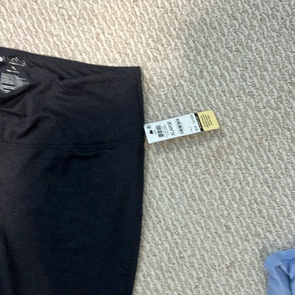 Ideology, high-rise leggings - Picture 2 of 2